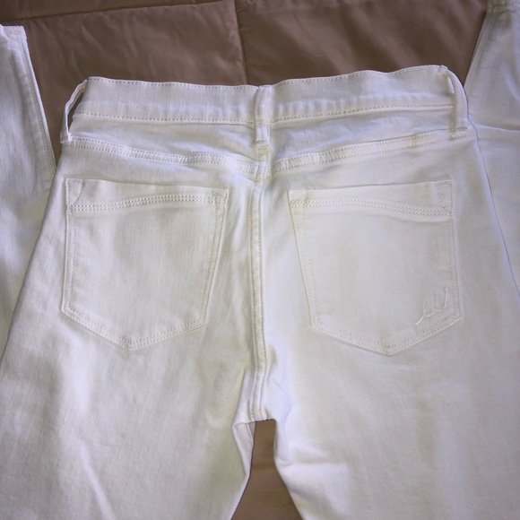 Express Distressed White Leggings - Picture 5 of 7